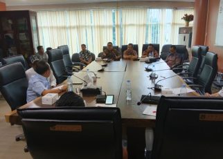 Direksi PUD Pembangunan beri penjelasan dalam RDP dengan Komisi III DPRD Medan