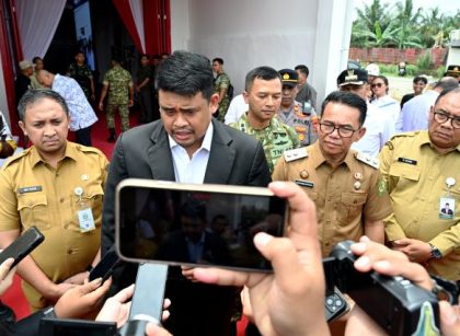 Gubernur Sumut, Bobby Nasution, beri keterangan ussai menghadiri launching 1061 KMP