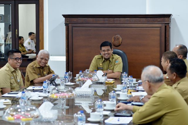 Gubernur Sumut, Bobby Nasution, terima kunjungan Bupati Asahan