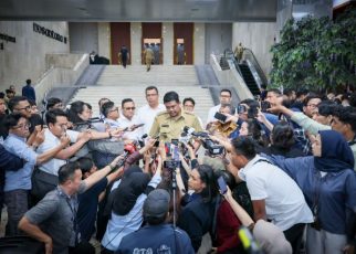 Gubernur Sumut, Bobby Nasution, beri keterangan soal listrik