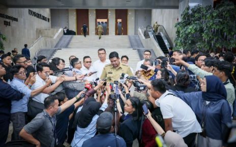 Gubernur Sumut, Bobby Nasution, beri keterangan soal listrik