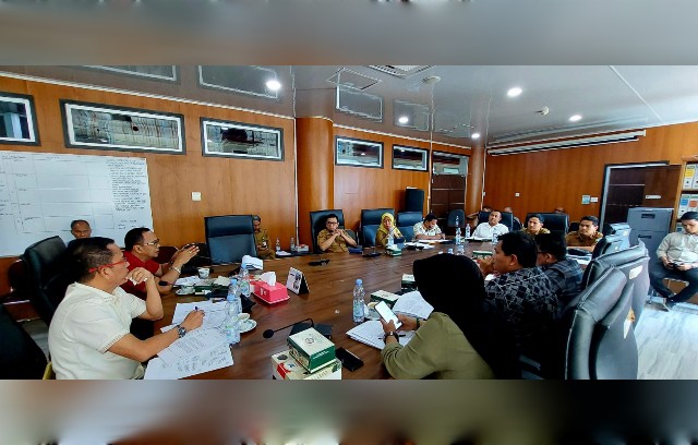 RDP Komisi IV DPRD Medan terkait reklame