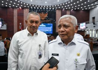 Wakil Gubernur Sumut, Surya, beri keterangan usai paripurna Ranperda AIJ di DPRD Sumut