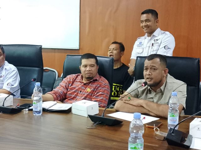 Wakil Ketua DPRD Kota Medan, Hadi Suhendra, dalam RDP dengan PUD Pasar