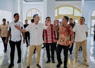 Wakil Wali Kota Medan, Zakiyuddin Harahap, ajak Raffi Ahmad kunjungi Gedung Warenhuis