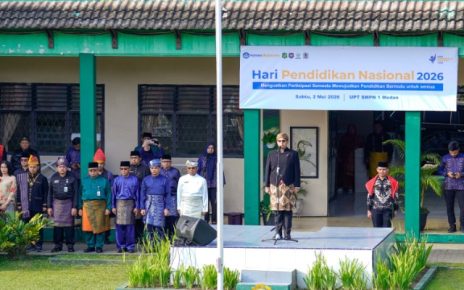 Wali Kota Medan, Rico Tri Putra Bayu Waas, pada Peringatan Hardiknas 2026