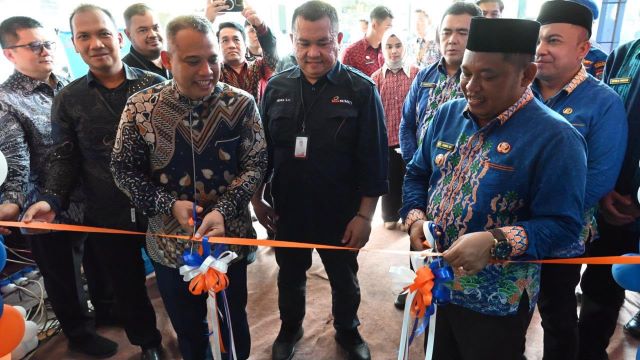 Dirut Bank Sumut, Heru Mardiansyah, gunting pita peresmian KCP Bank Sumut Sei Berombang, Labuhanbatu