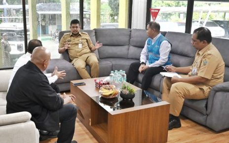 Gubernur Sumut, Bobby Nasution, berkunjung ke Kantor PLN UP2B Sumbagut