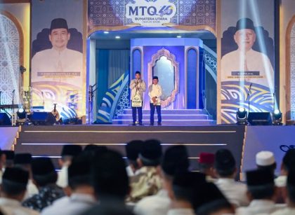 Gubernur Sumut, Bobby Nasution, di dampingi Wagubsu, Surya, pada pembukaan MTQ ke 40