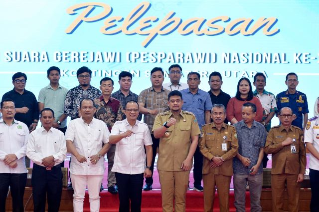 Gubernur Sumut, Bobby Nasution, lepas rombongan Pesparawi ke Manokwari