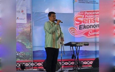 Gubernur Sumut, Bobby Nasution, pada Sensus Ekonomi di Simalungun