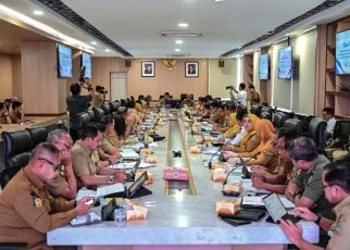 Gubernur Sumut, Bobby Nasution, pimpin rapat percepatan pembangunan