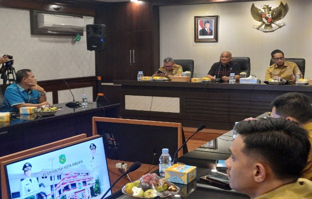 Pertemuan Pansus Aset DPRD Medan dengan Wali Kota