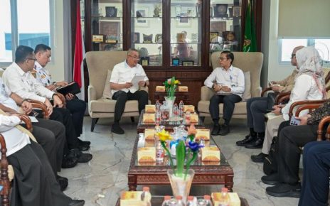 Pj Sekdaprov Sumut, Sulaiman Harahap, terima audiensi Tim Koordinator Mastrans