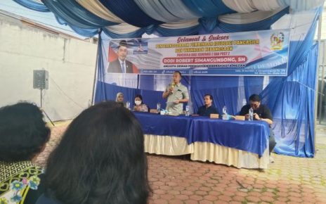 Wakil Ketua Fraksi Partai Demokrat, Dodi R Simangunsong, sosialisasikan Wasbang di Medan Kota 1