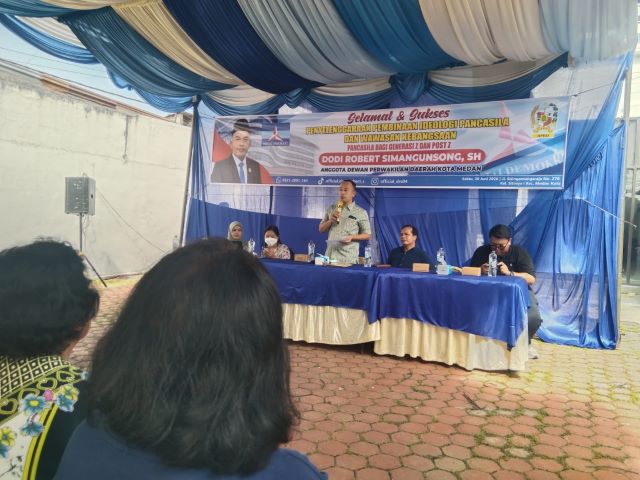 Wakil Ketua Fraksi Partai Demokrat, Dodi R Simangunsong, sosialisasikan Wasbang di Medan Kota 1
