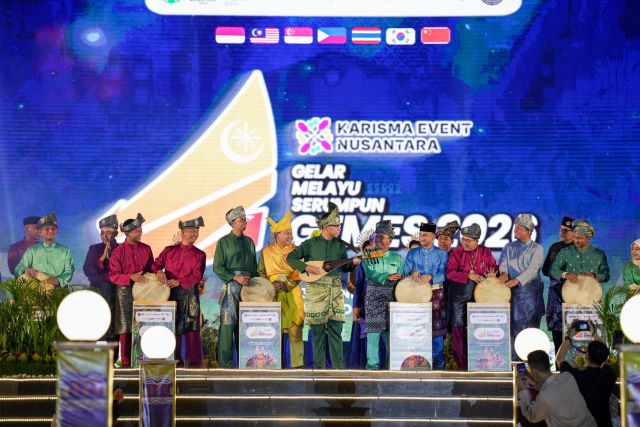 Wali Kota Medan, Rico Tri Putra Bayu Waas, buka secara resmi Gemes 2026 di Lapangan Merdeka Medan