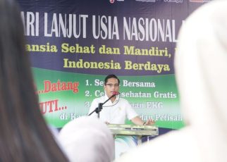 Wali Kota Medan, Rico Tri Putra Bayu Waas, pada Hari Lanjut Usia Nasional ke 30 tingkat Kota Medan
