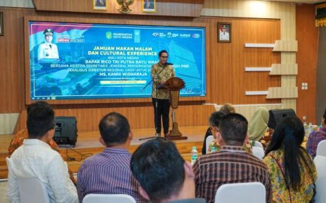 Wali Kota Medan, Rico Tri Putra Bayu Waas, paparkan rencana pembangunan Kota Medan kepada UNDP