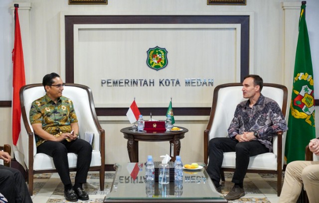 Wali Kota Medan, Rico Tri Putra Bayu Waas, terima kunjungan Dubes Finlandia