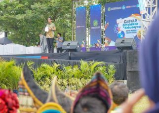 Wali Kota Medan, Rico Waas, berikan sambutan pada pembukaan Gebyar Pendidikan 2026