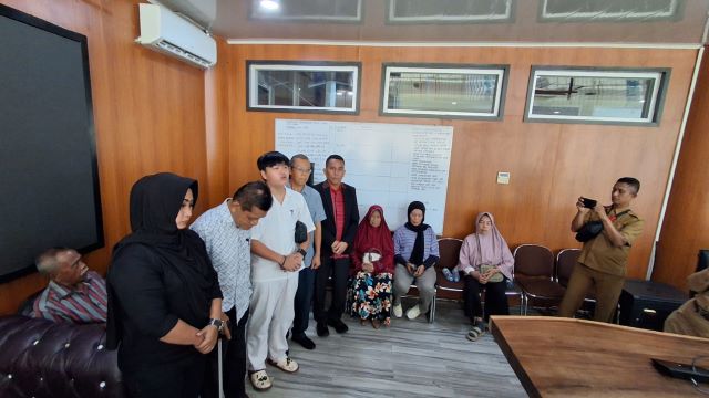 Warga Jalan Bono datangi DPRD Medan soal pabrik kecap