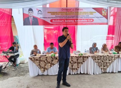 Bendahara Fraksi PSI DPRD Medan, Reinhart Jeremy Anindhita, gelar Sosper VII TA 2026 di Medan Perjuangan 1