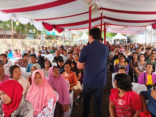 Bendahara Fraksi PSI DPRD Medan, Reinhart Jeremy Anindhita, gelar Sosper VII TA 2026 di Medan Perjuangan 3