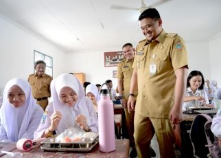 Gubernur Sumut, Bobby Nasution, kunjungi SMA Negeri 1 Binjai