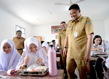 Gubernur Sumut, Bobby Nasution, kunjungi SMA Negeri 1 Binjai