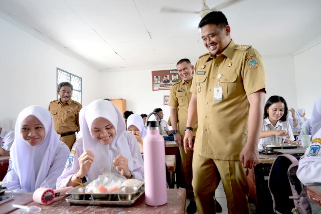 Gubernur Sumut, Bobby Nasution, kunjungi SMA Negeri 1 Binjai