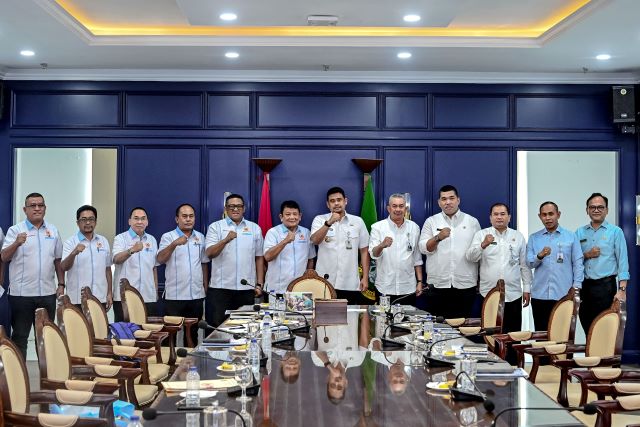 Gubernur Sumut, Bobby Nasution, terima audiensi KONI