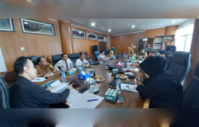 RDP Komisi IV DPRD Medan dengan Dinas SDABMBK