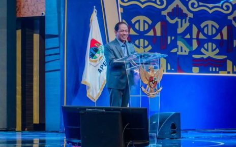 Wamenko Bidang Pangan, Hanif Faisol Nurofiq, pada Dialog Kota Tangguh dalam rangka Rakernas APEKSI XVIII di Grand City Hall Medan
