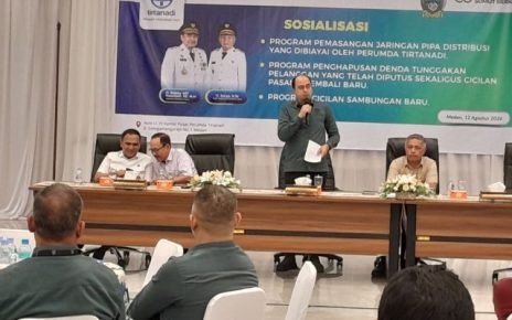 Dirut Perumda Tirtanadi, Ardian Surbakti, sosialisasikan pemasangan pipa baru