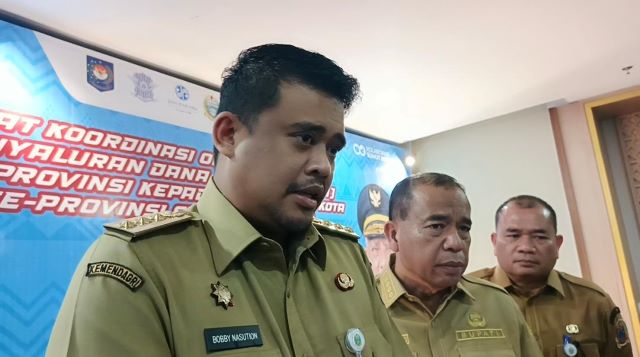 Gubernur Sumut, Bobby Nasution, beri keterangan terkait erupsi Gunung Sinabung