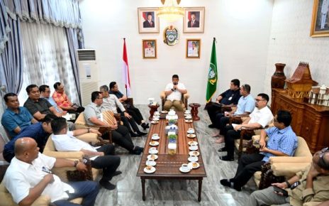 Gubernur Sumut, Bobby Nasution, rapat bersama Bupati & Wali Kota se-Kepulauan Nias