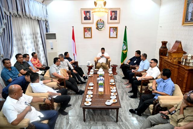Gubernur Sumut, Bobby Nasution, rapat bersama Bupati & Wali Kota se-Kepulauan Nias