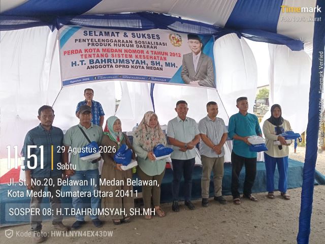 Ketua Fraksi PAN-Perindo DPRD Medan, T. Bahrumsyah, foto bersama usai gelaran Sosper VIII TA 2026 di Belawan