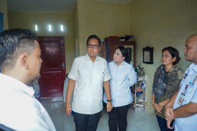 Wali Kota Medan, Rico Tri Putra Bayu Waas, tinjau RTL di Medan Tuntungan