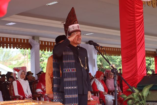 Wali Kota Tebingtinggi, Iman Irdian Saragih menjadi Irup upacara perngatan HUT RI ke 81 di Tebinginggi