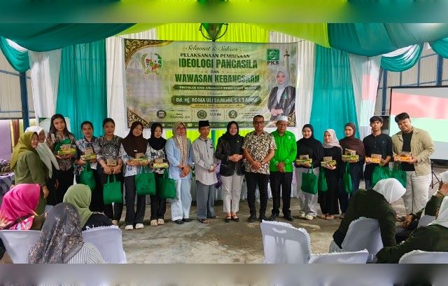 Wakil Ketua Fraksi Hanura-PKB DPRD Medan, Roma Uli Silalahi, foto bersama usai gelaran Wasbang ke V TA 2026 di Medan Marelan