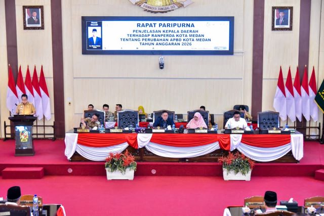 Wali Kota Medan, Rico Tri Putra Bayu Waas, sampaikan P-APBD 2026 ke DPRD 1