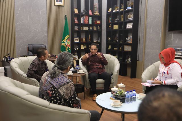 Wali Kota Medan, Rico Tri Putra Bayu Waas, terima audiensi keluarga besar SM Amin Nasution