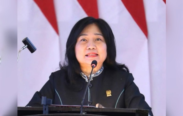 Anggota DPRD Medan Fraksi PDI Perjuangan, Lily