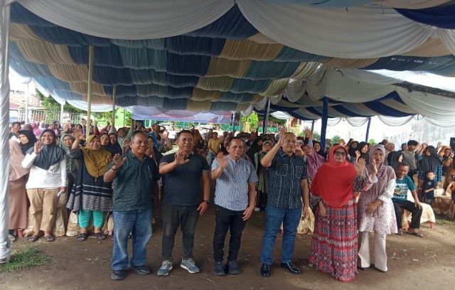 Wakil Ketua Fraksi Partai Demokrat, Dodi R Simangunsong, foto bersama usai gelar Sosper X TA 2026 di Medan Amplas