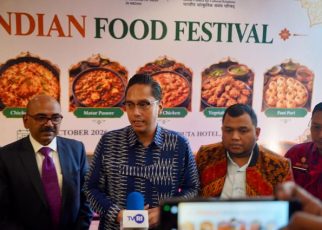 Wali Kota Medan, Rico Tri Putra Bayu Waas, beri keterangan usai jadi pembicara di India-Sumatra Business Forum 2026