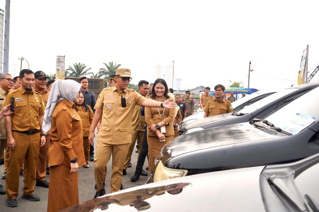 Wali Kota Medan, Rico Tri Putra Bayu Waas, periksa kenderaan dinas aparatur Pemkot Medan 1
