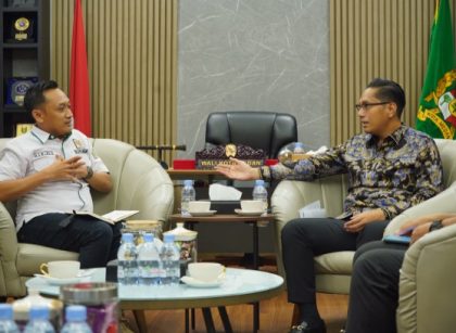 Wali Kota Medan, Rico Tri Putra Bayu Waas, terima audiensi KONI Kota Medan
