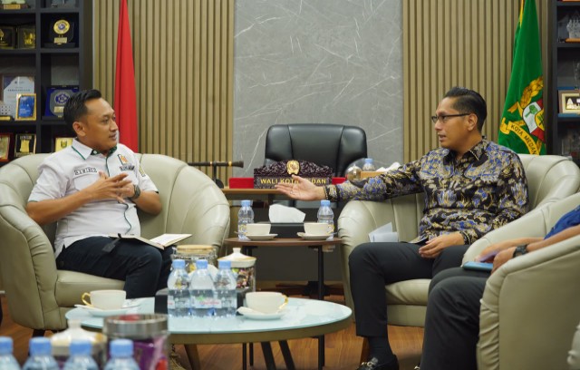 Wali Kota Medan, Rico Tri Putra Bayu Waas, terima audiensi KONI Kota Medan